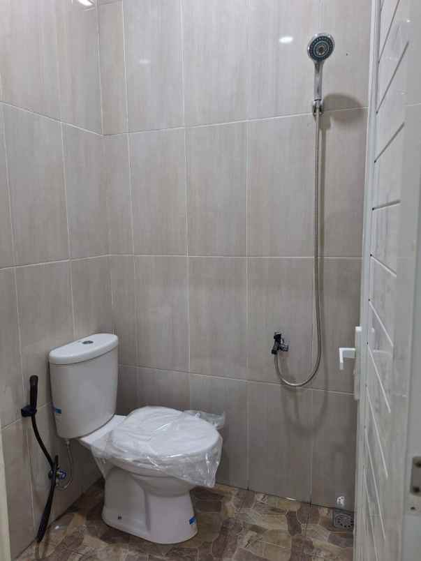 dijual rumah bumi rinjani mustikajaya