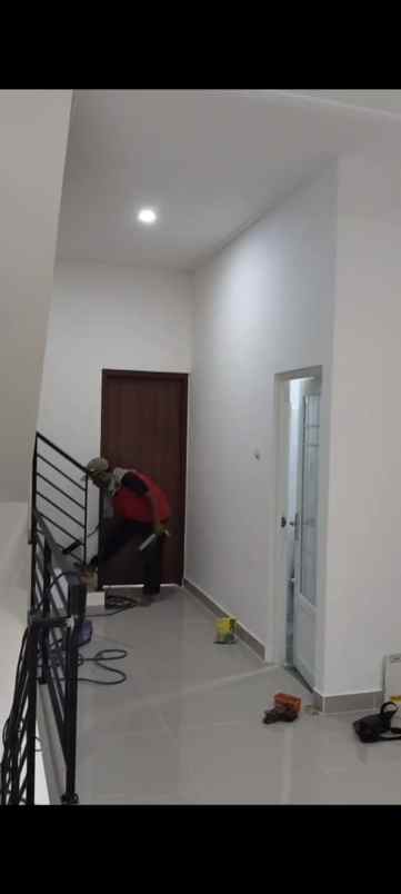 dijual rumah cempaka putih