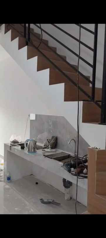 dijual rumah cempaka putih