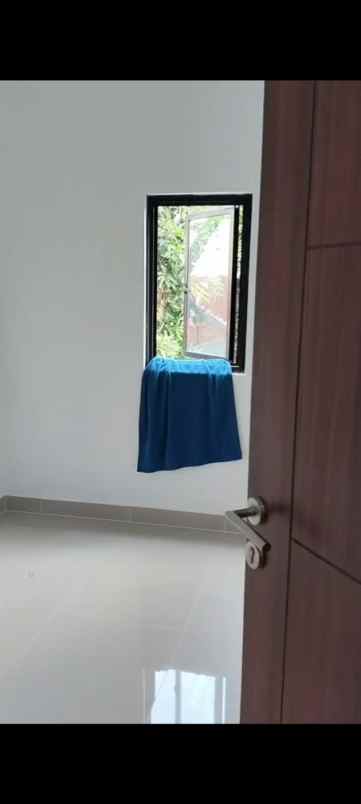 dijual rumah cempaka putih