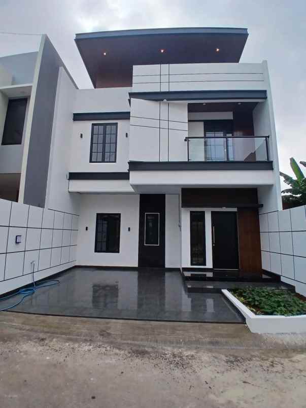 dijual rumah ciganjur