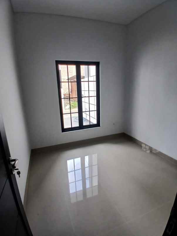 dijual rumah ciganjur