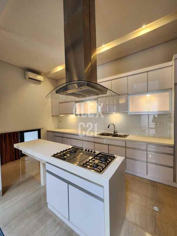 dijual rumah cilandak ampera jakarta selatan