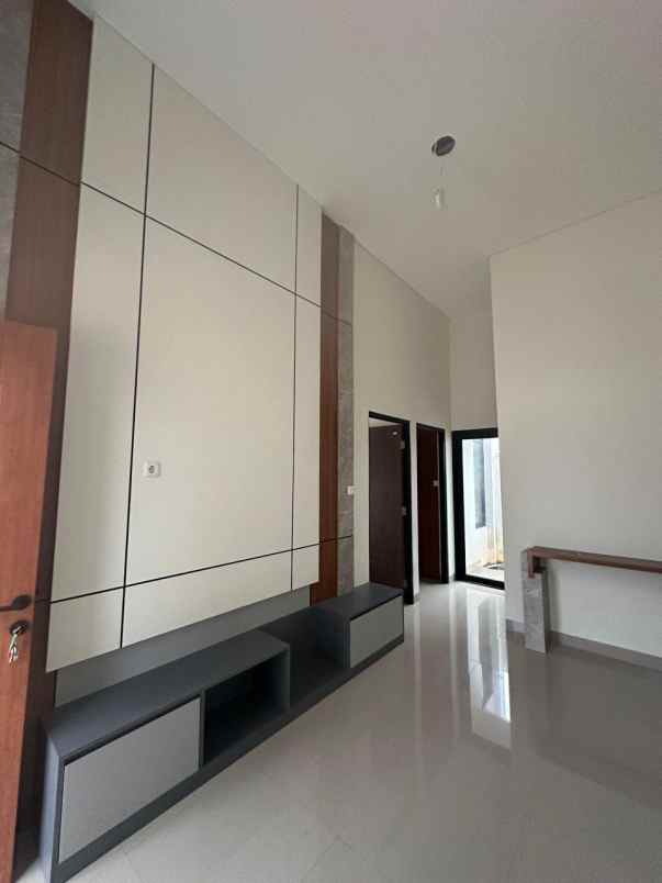 dijual rumah cinangka sawangan depok