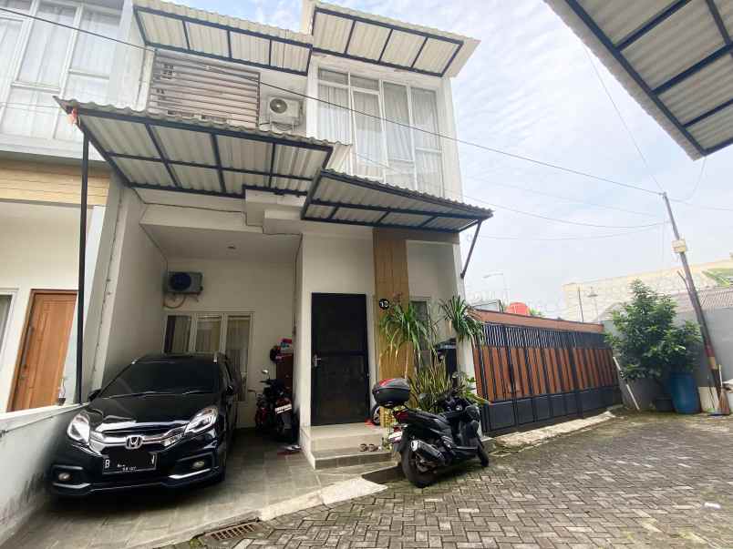 dijual rumah cinere depok kota depok