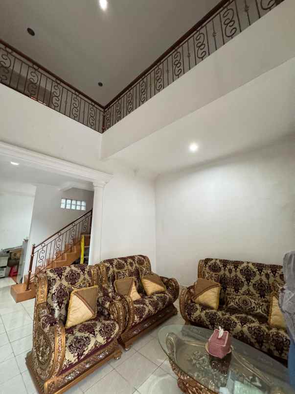 dijual rumah ciputra indah