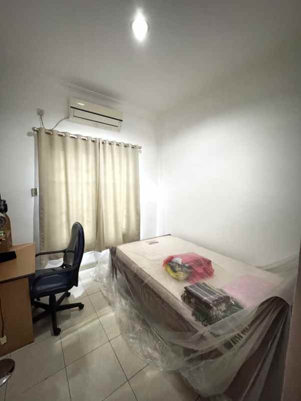 dijual rumah ciputra indah