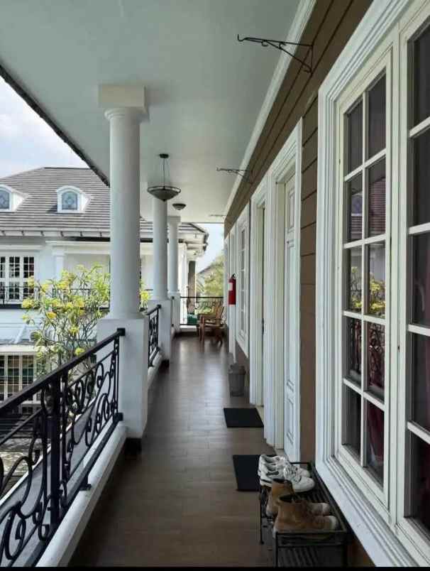 dijual rumah cireundeu