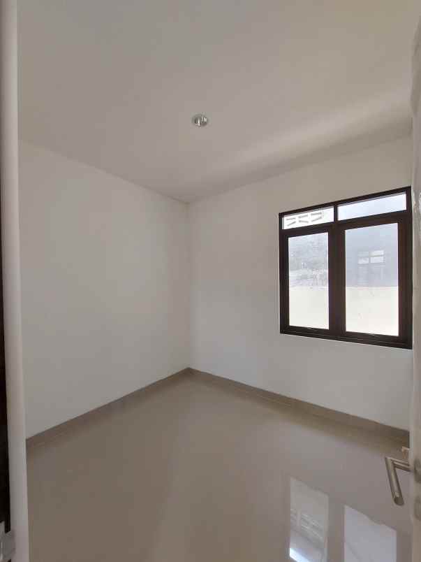 dijual rumah citra garden