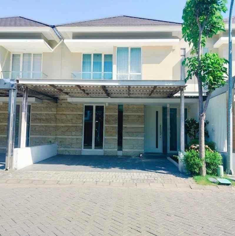 dijual rumah citraland greenlake