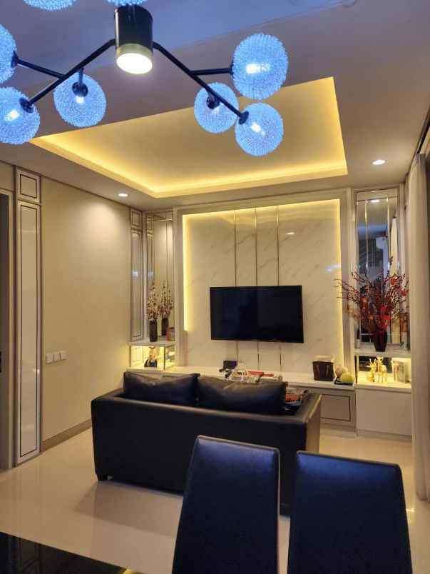 dijual rumah citraland greenlake