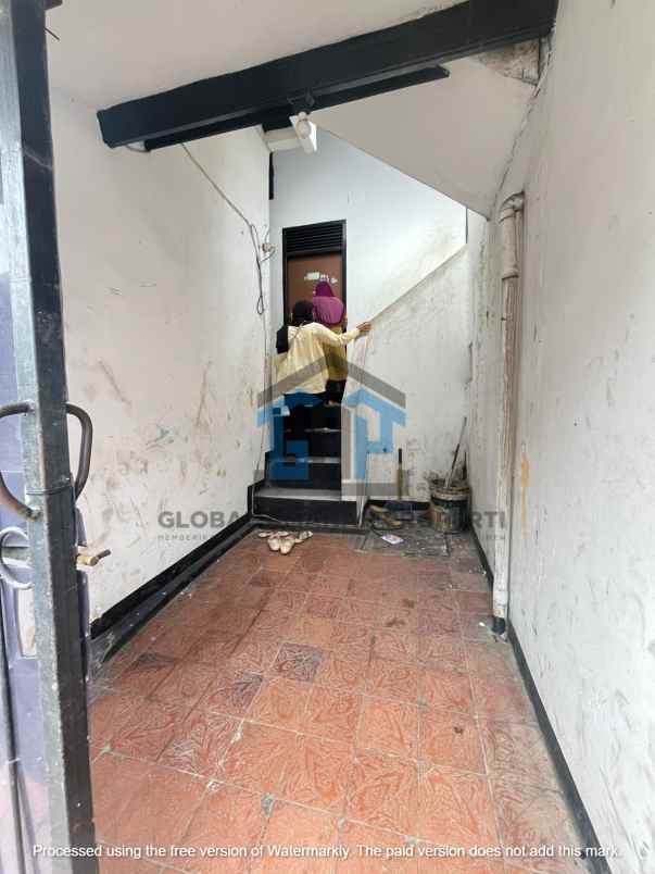 dijual rumah ciwaruga