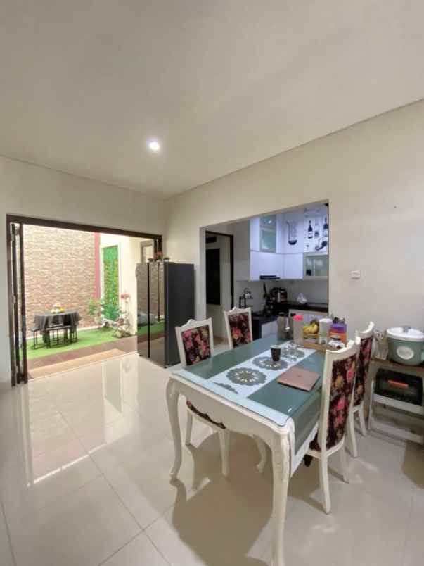 dijual rumah cluster asera one south