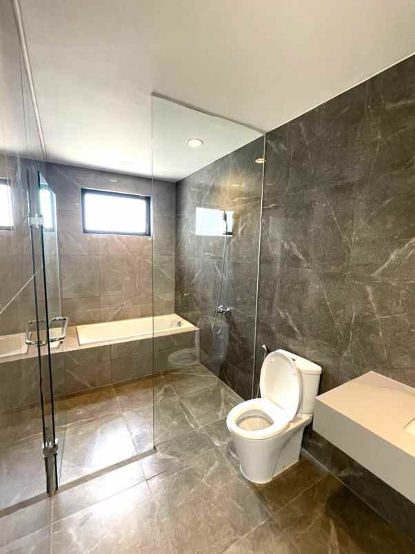 dijual rumah cluster kelimutu asya jgc