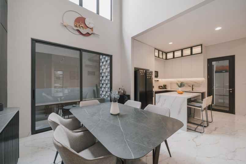 dijual rumah cluster maninjau asya jgc
