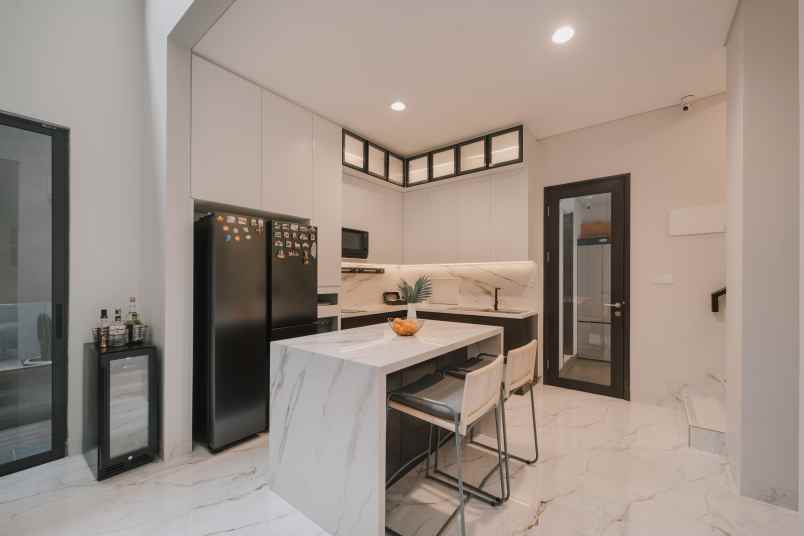 dijual rumah cluster maninjau asya jgc