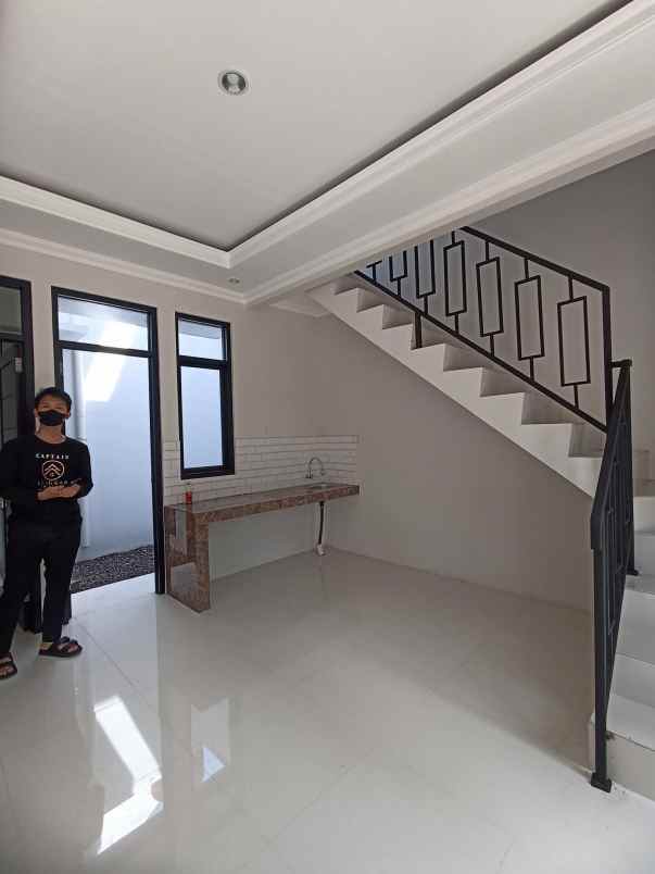 dijual rumah cluster pratama residence