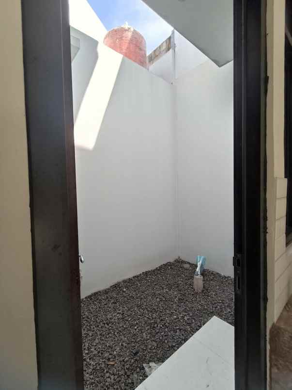 dijual rumah cluster pratama residence