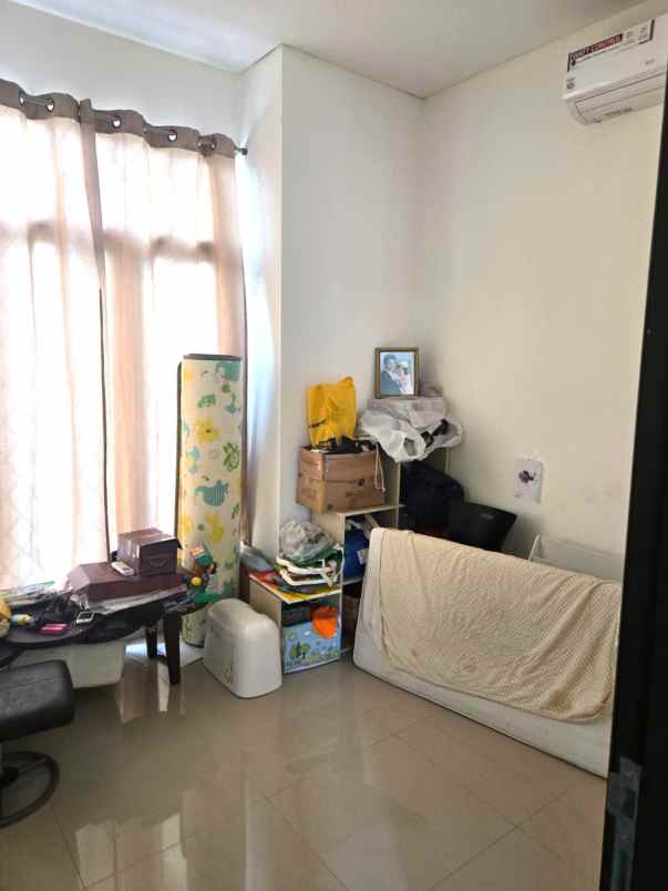 dijual rumah cluster shinano jgc