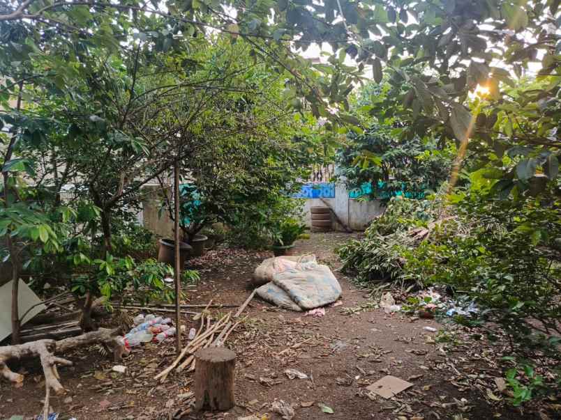 dijual rumah cocok untuk kost kostan di kota depok