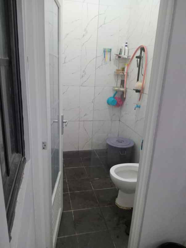 dijual rumah curug