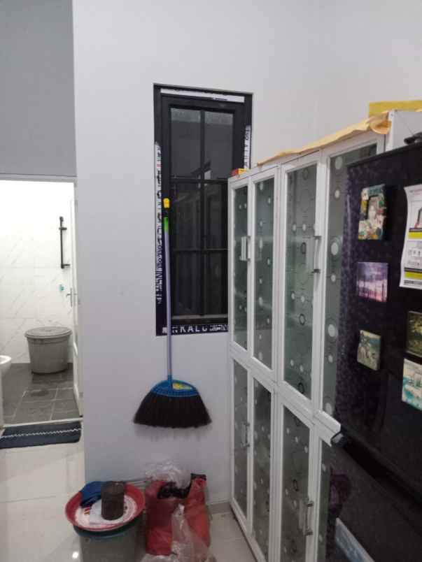 dijual rumah curug