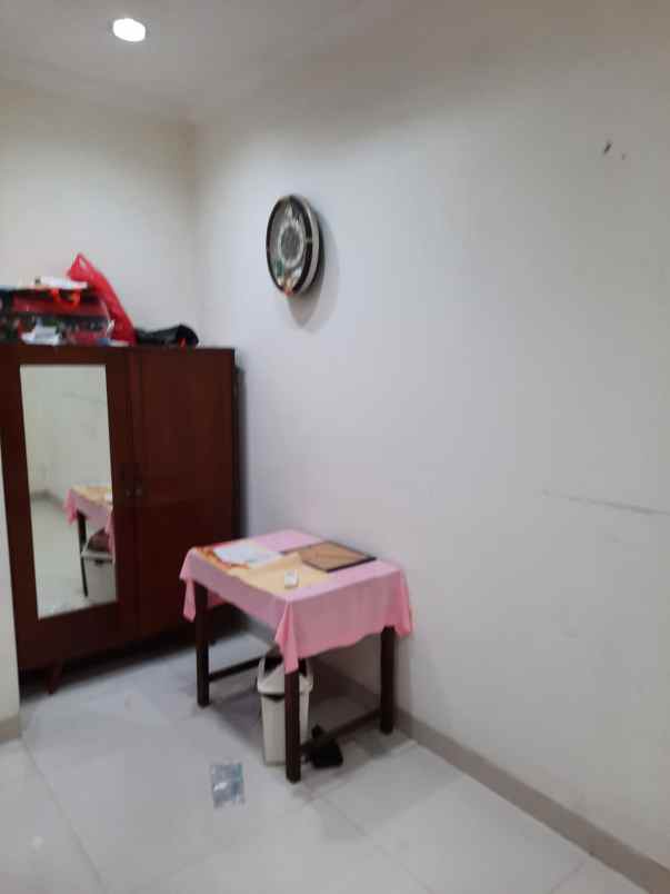 dijual rumah di agung permai sunter