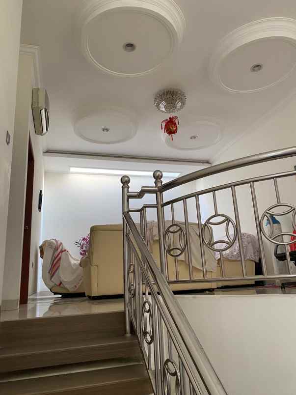 dijual rumah di agung permai sunter