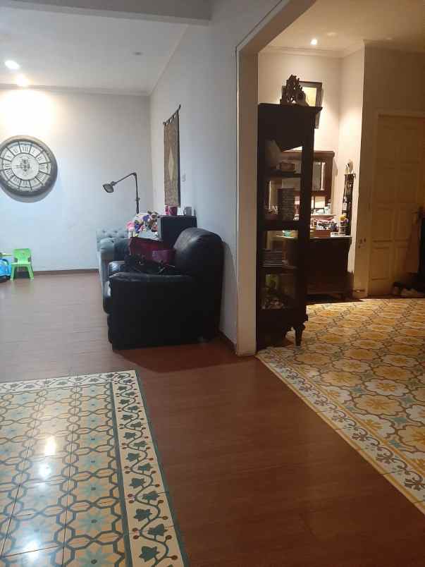 dijual rumah di baruk utara surabaya siap huni nyaman