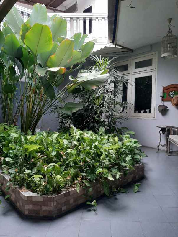 dijual rumah di baruk utara surabaya siap huni nyaman