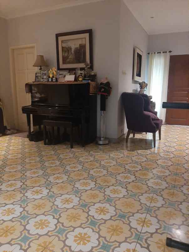 dijual rumah di baruk utara surabaya siap huni nyaman