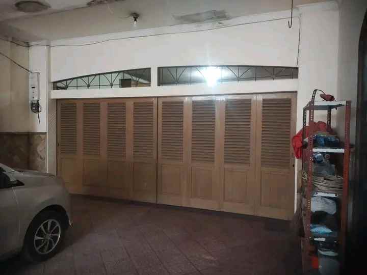 dijual rumah di bawah harga pasaran di depok