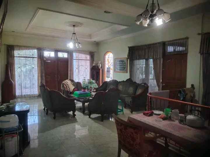 dijual rumah di bawah harga pasaran di depok
