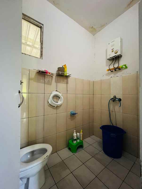 dijual rumah di flamboyan klipang semarang