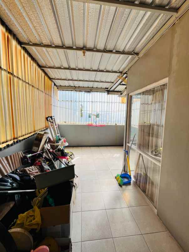 dijual rumah di flamboyan klipang semarang