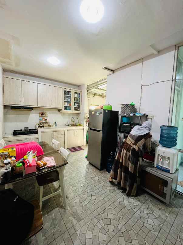 dijual rumah di flamboyan klipang semarang