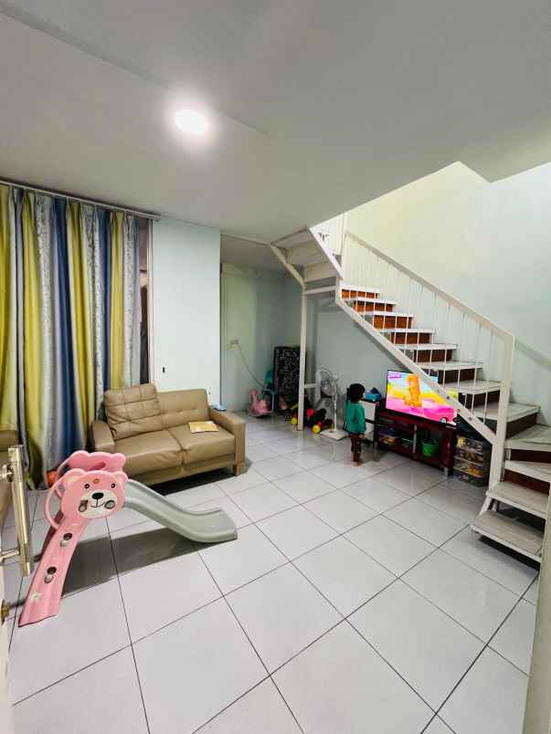 dijual rumah di flamboyan klipang semarang