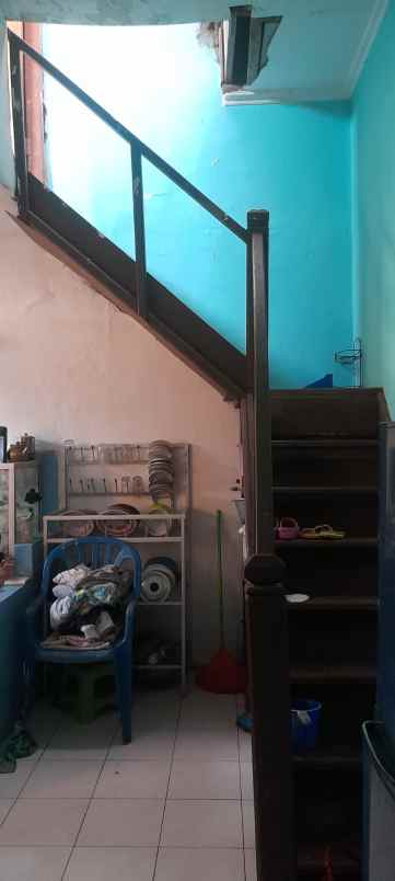 dijual rumah di gg tampomas perumnas cirebon