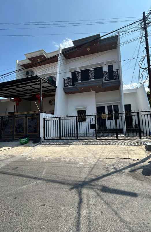 dijual rumah di lamper tengah semarang