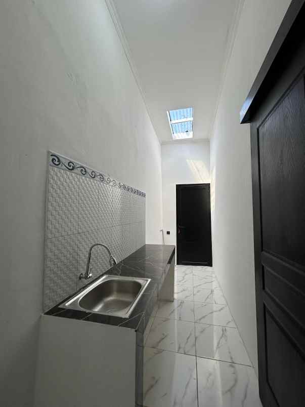 dijual rumah di lamper tengah semarang