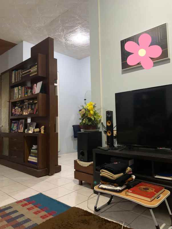 dijual rumah di saturnus barat margahayu raya bandung