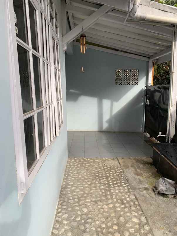 dijual rumah di saturnus barat margahayu raya bandung