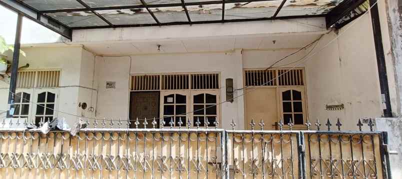 dijual rumah di tanjung duren selatan jakarta barat
