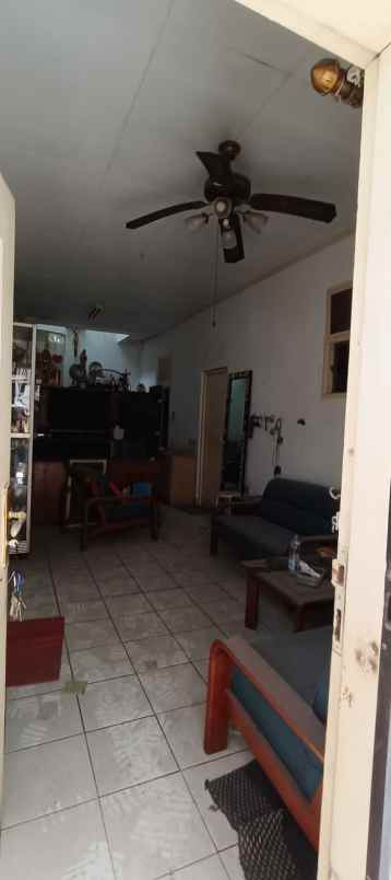 dijual rumah di tanjung duren selatan jakarta barat