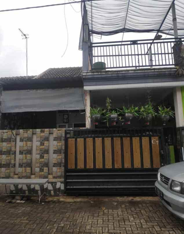 dijual rumah dijual rumah di perum
