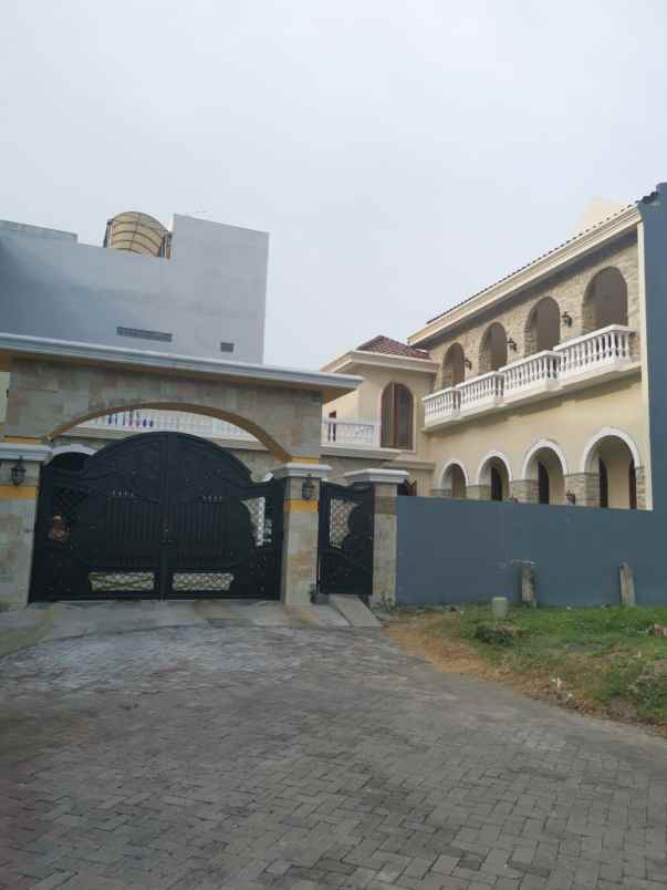dijual rumah dijual rumah pakuwon city