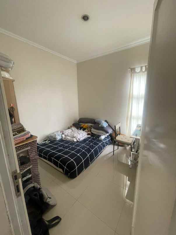 dijual rumah duren sawit