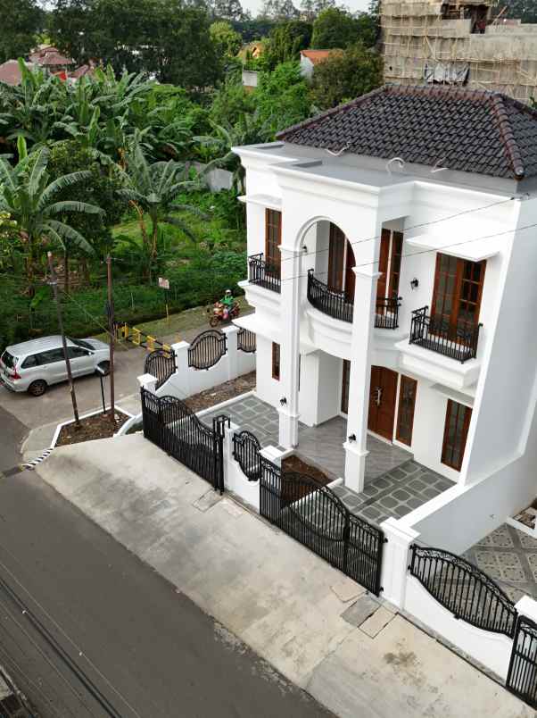 dijual rumah duren sawit