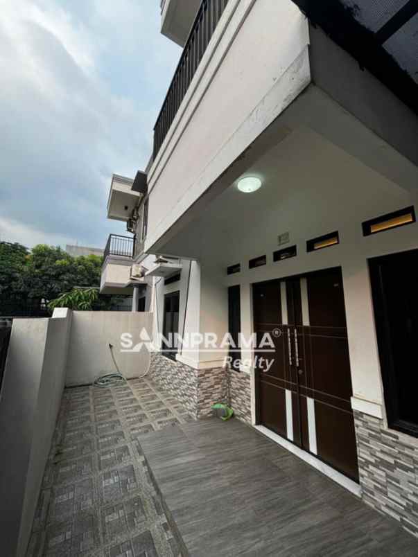 dijual rumah furnished dekat masjid kubah mas depok
