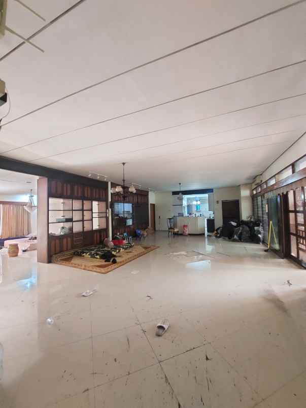 dijual rumah gandaria utara